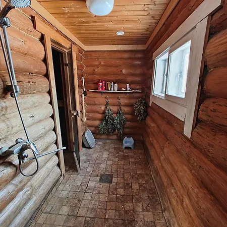 Vahtramaee Saun Chalet *